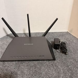 NETGEAR Nighthawk R7000 AC1900 Smart WiFi Router Dual Band Gigabit USB3.0 Black